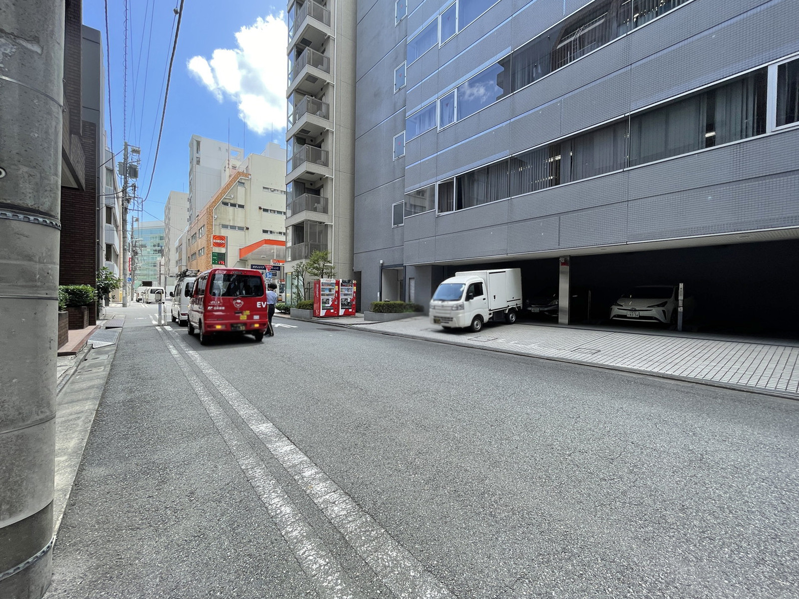 日本橋山大ビル前面の通り