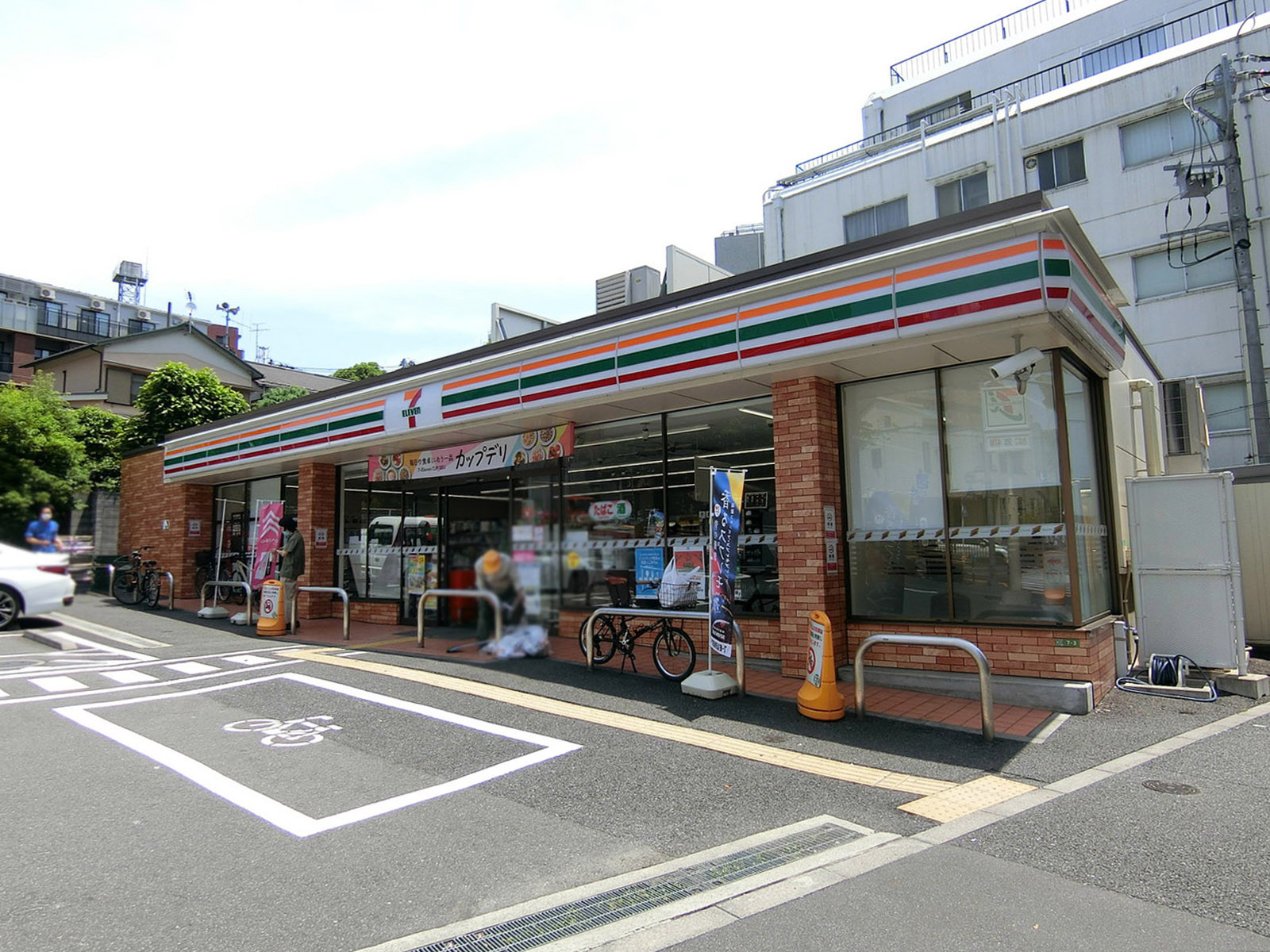 徒歩2分のセブンイレブン文京春日1丁目店