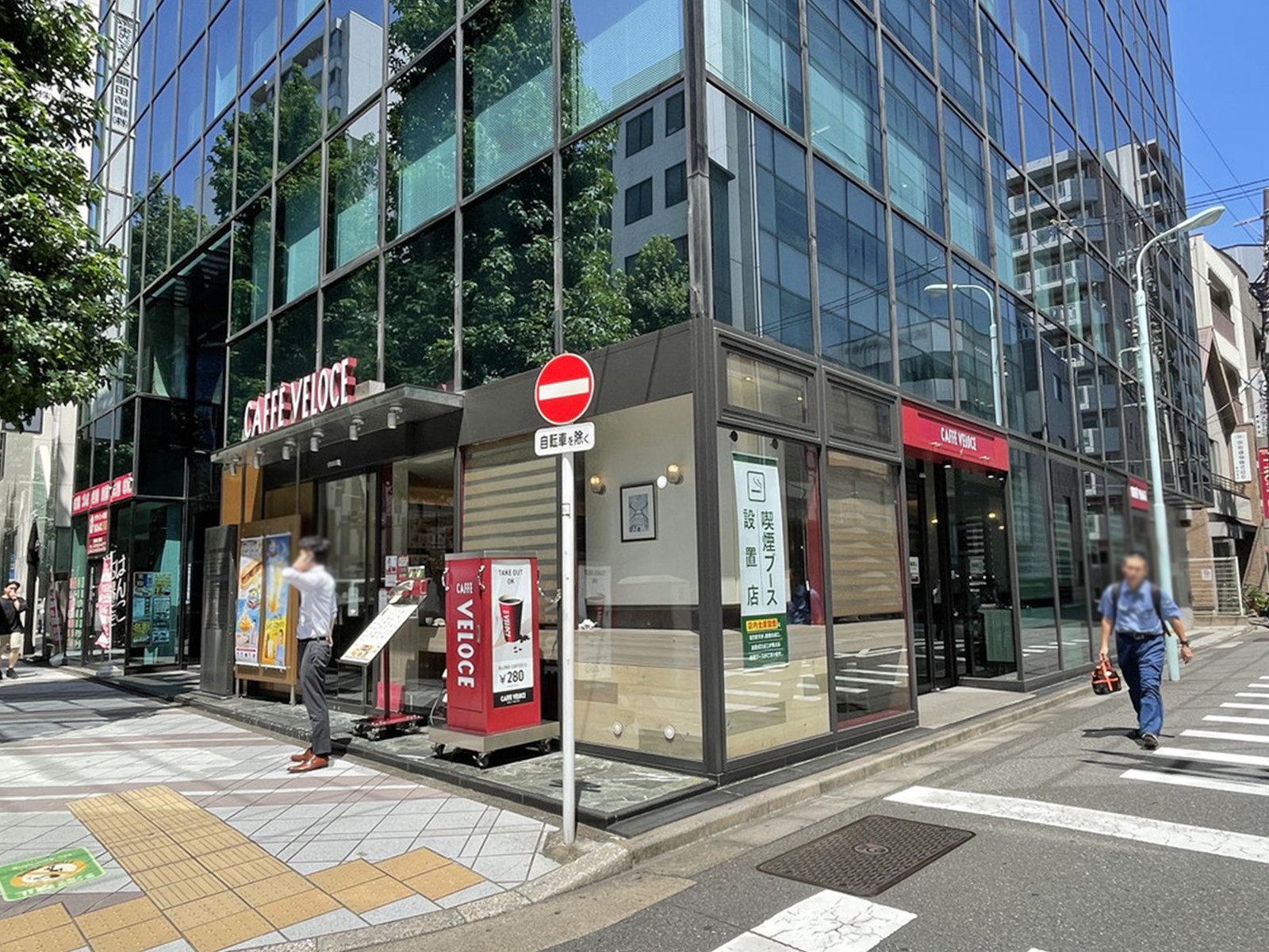 徒歩4分のカフェ・ベローチェ 人形町店