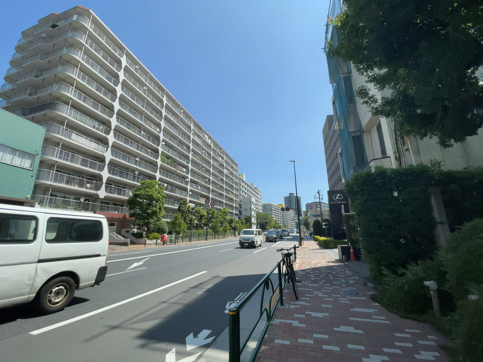 東陽MKビル前面の通り