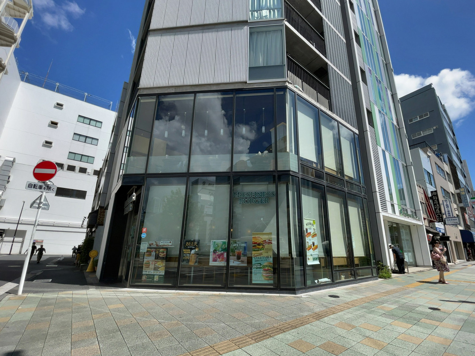 近くのフレッシュネスバーガー錦糸町