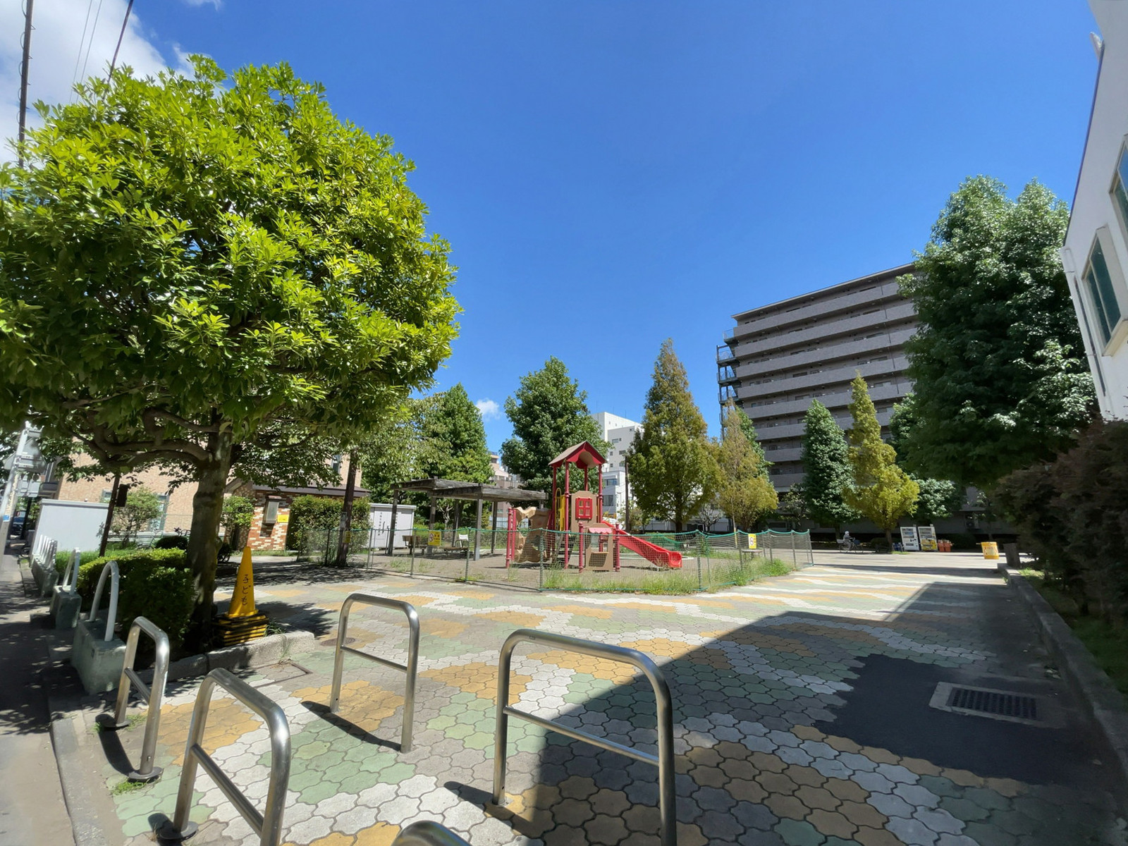 徒歩1分のささのは児童遊園