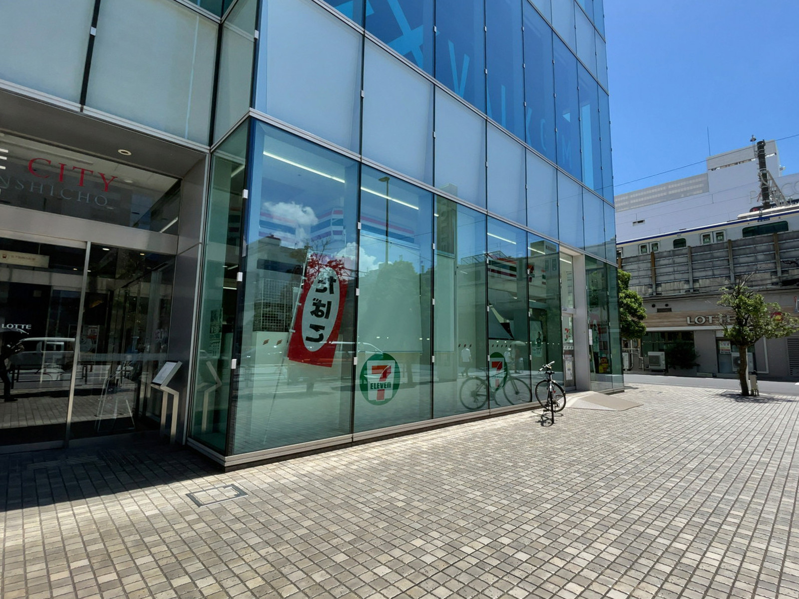 徒歩2分のセブンイレブン 錦糸町ロッテシティ1F店