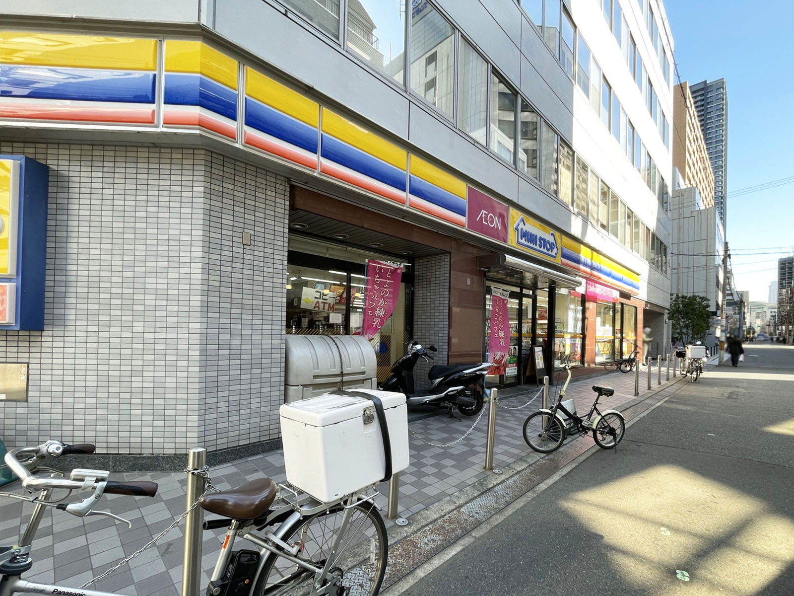 徒歩2分のミニストップ 御堂筋本町店