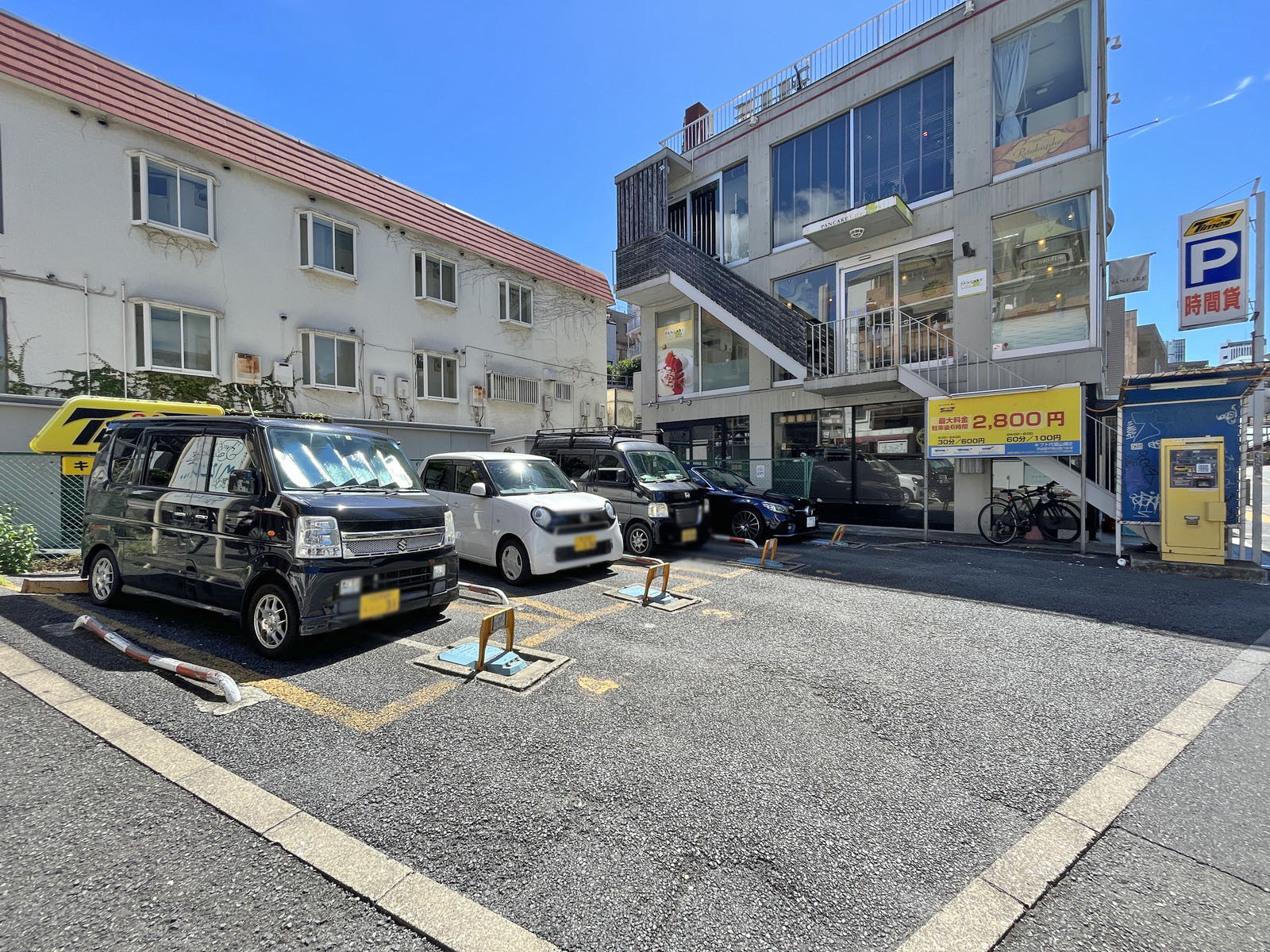 同じ並びのコインパーキング