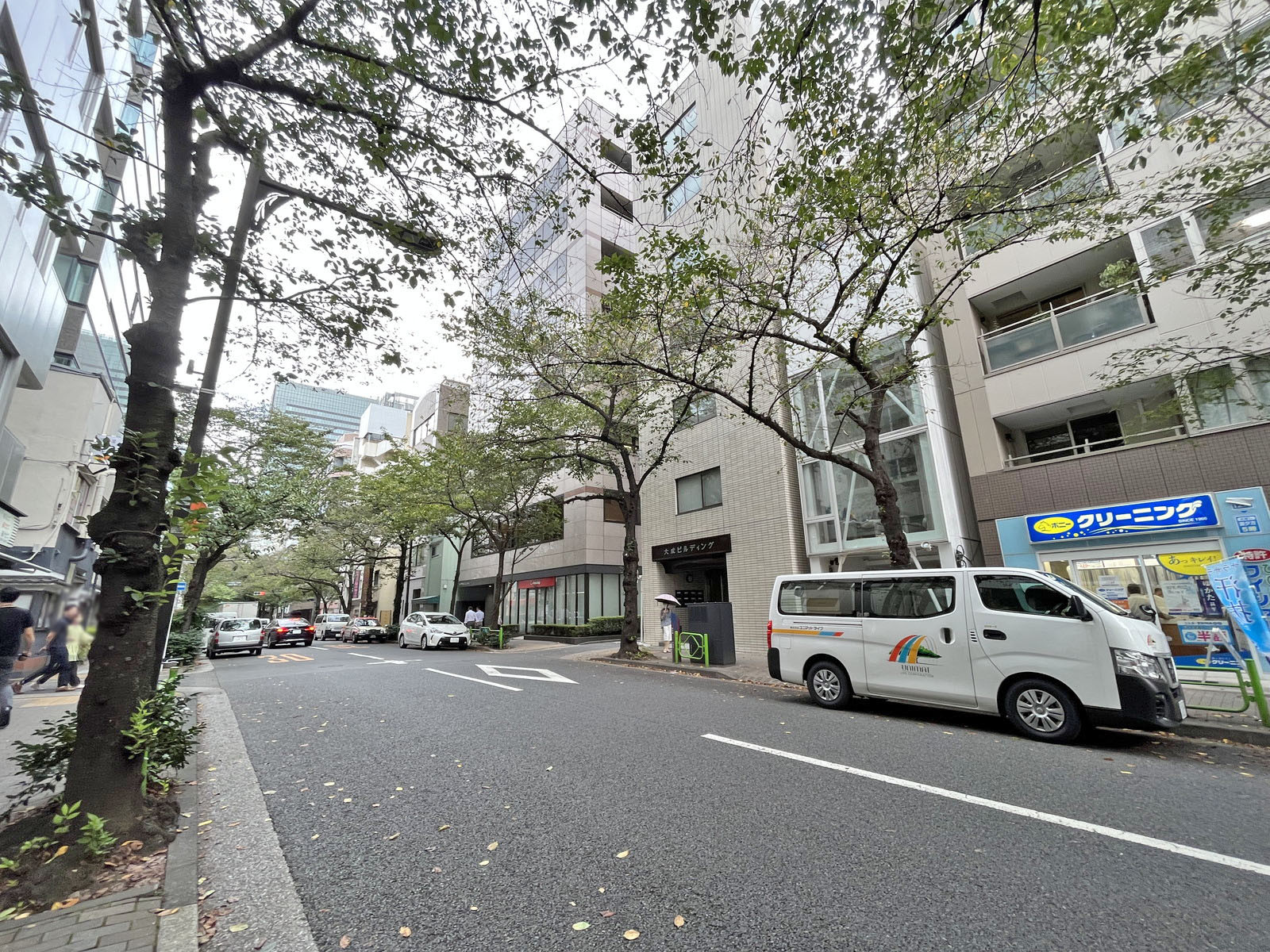 KDX茅場町ビル前面通り
