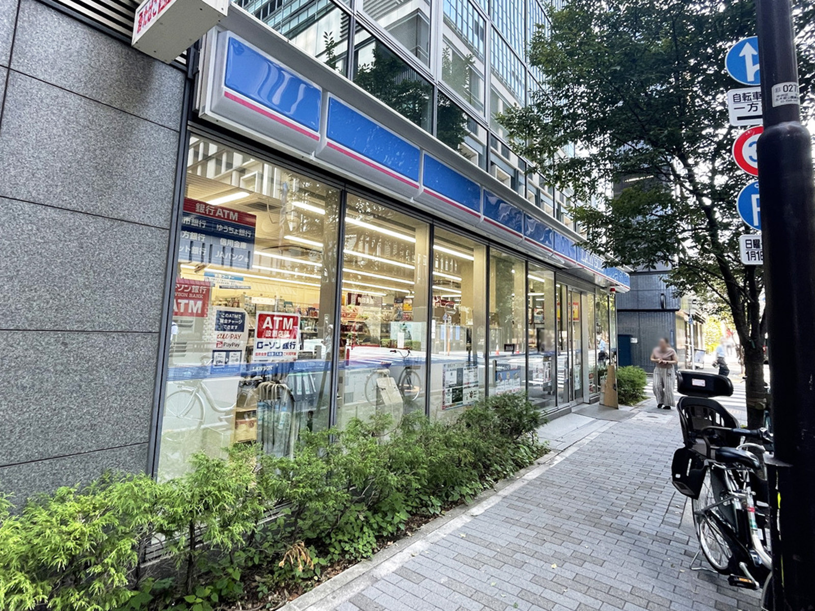 至近のローソン 日本橋本町二丁目店
