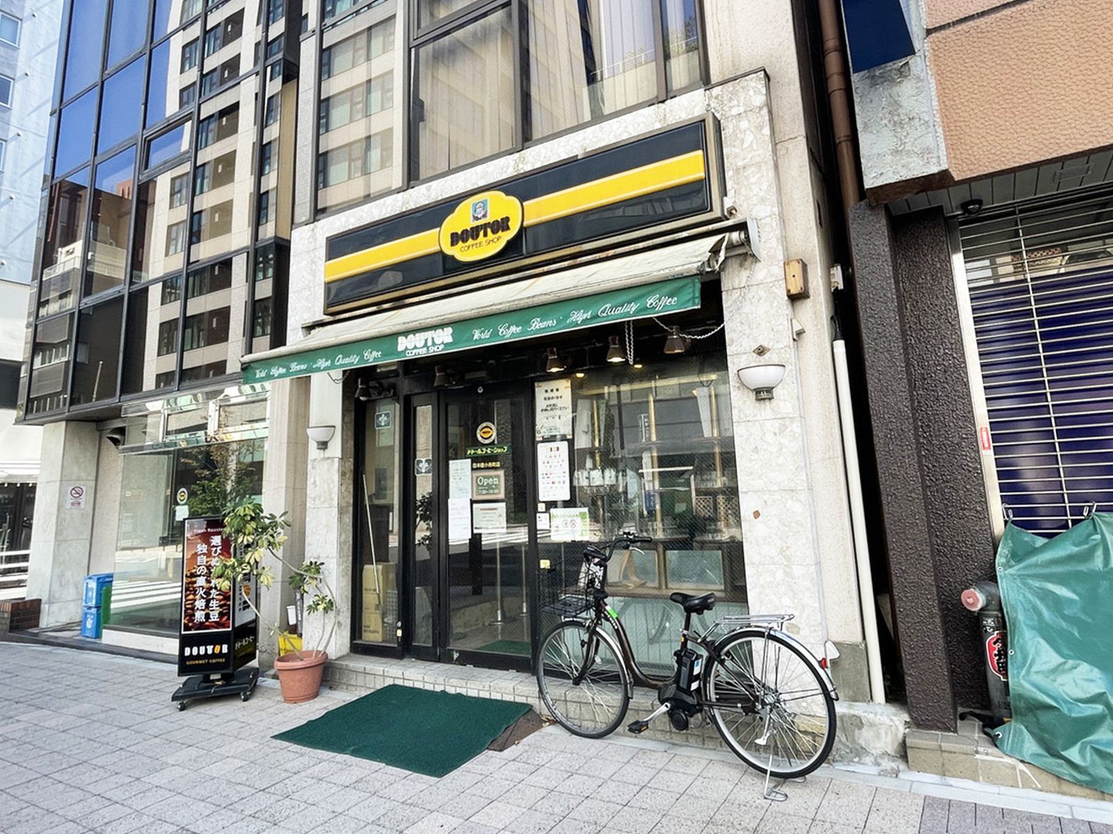 近くのドトールコーヒーショップ 日本橋小舟町店