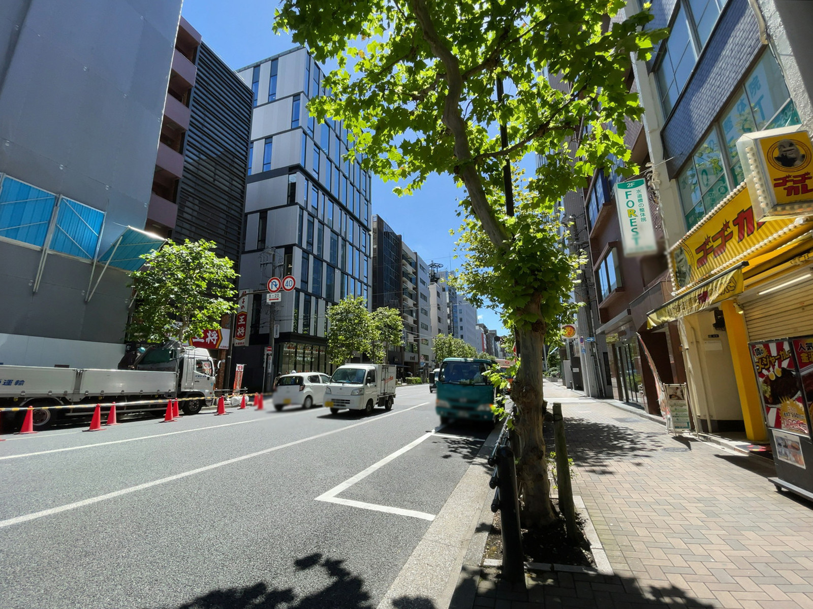 水道橋MSビル前面の水道橋西通り