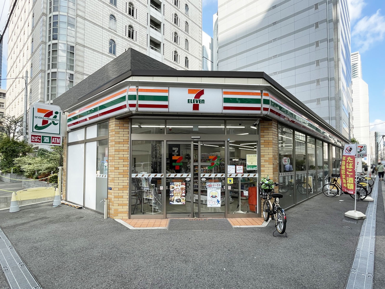 徒歩1分のセブンイレブン 堺筋本町南店