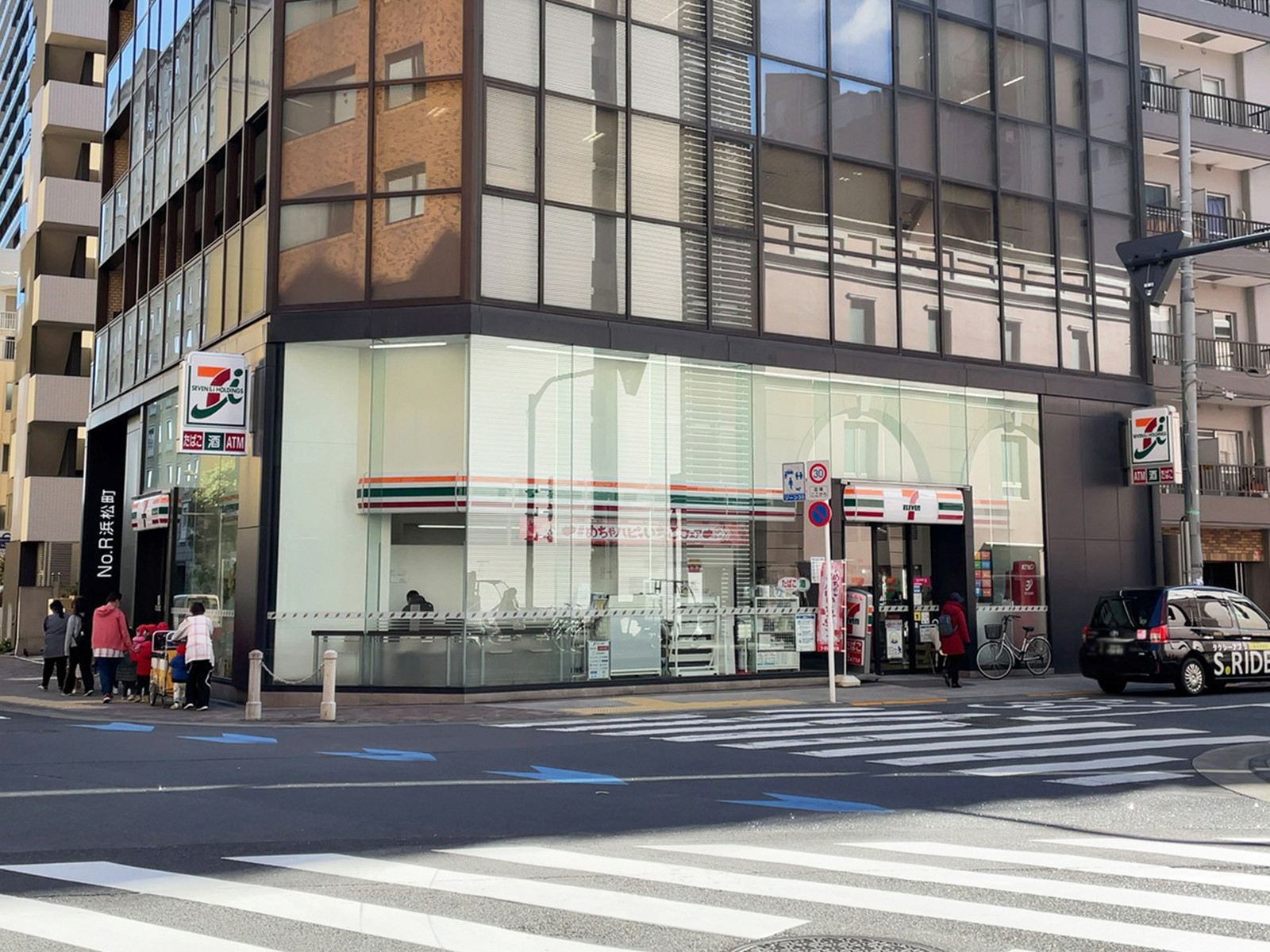 至近のセブンイレブン 浜松町1丁目北店