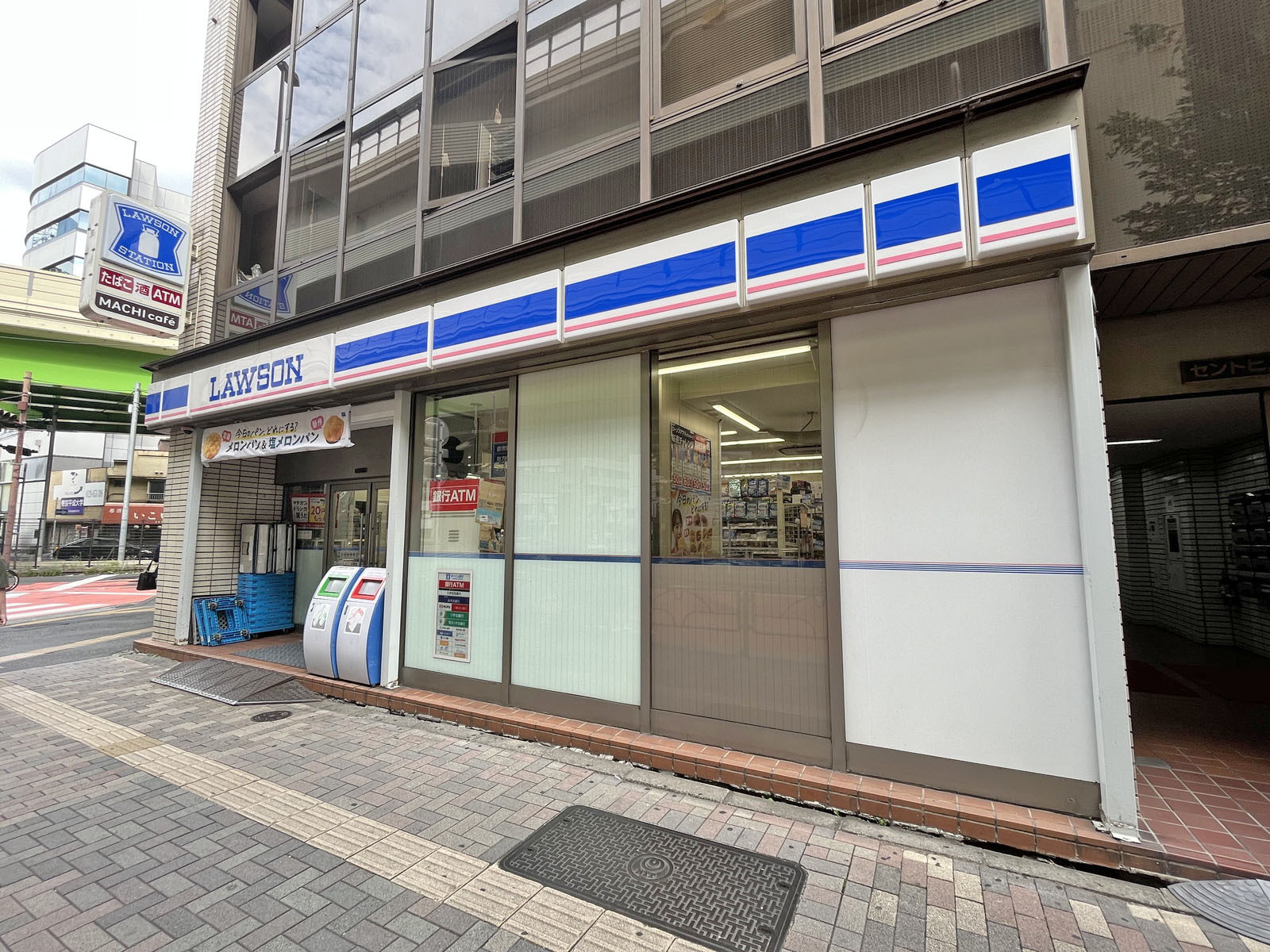 徒歩2分のローソン東池袋三丁目店