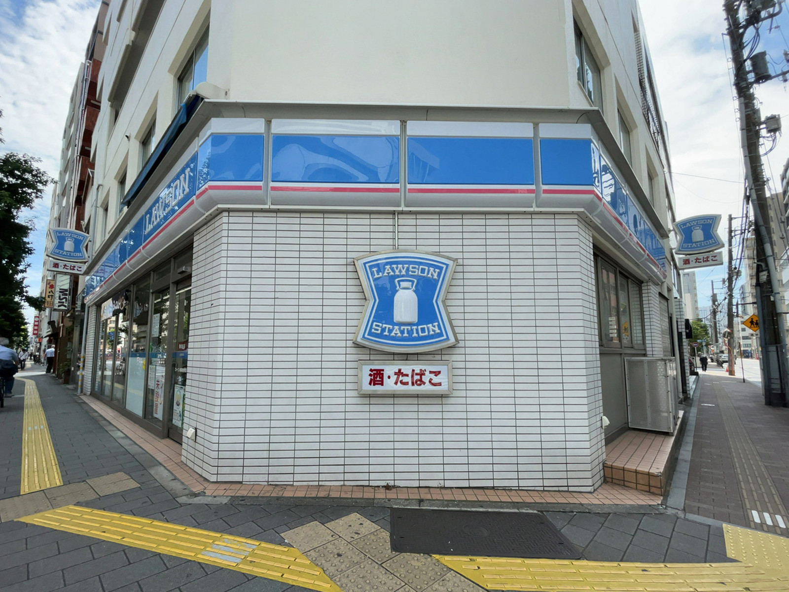 至近のローソン 新御徒町店