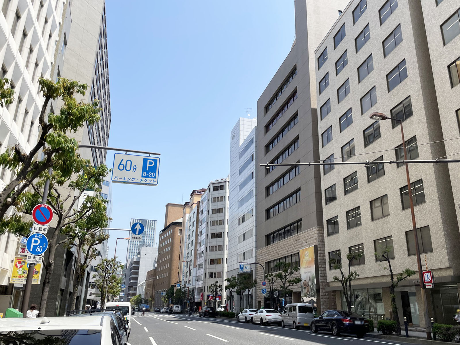 四ツ橋大川ビル前面の通り