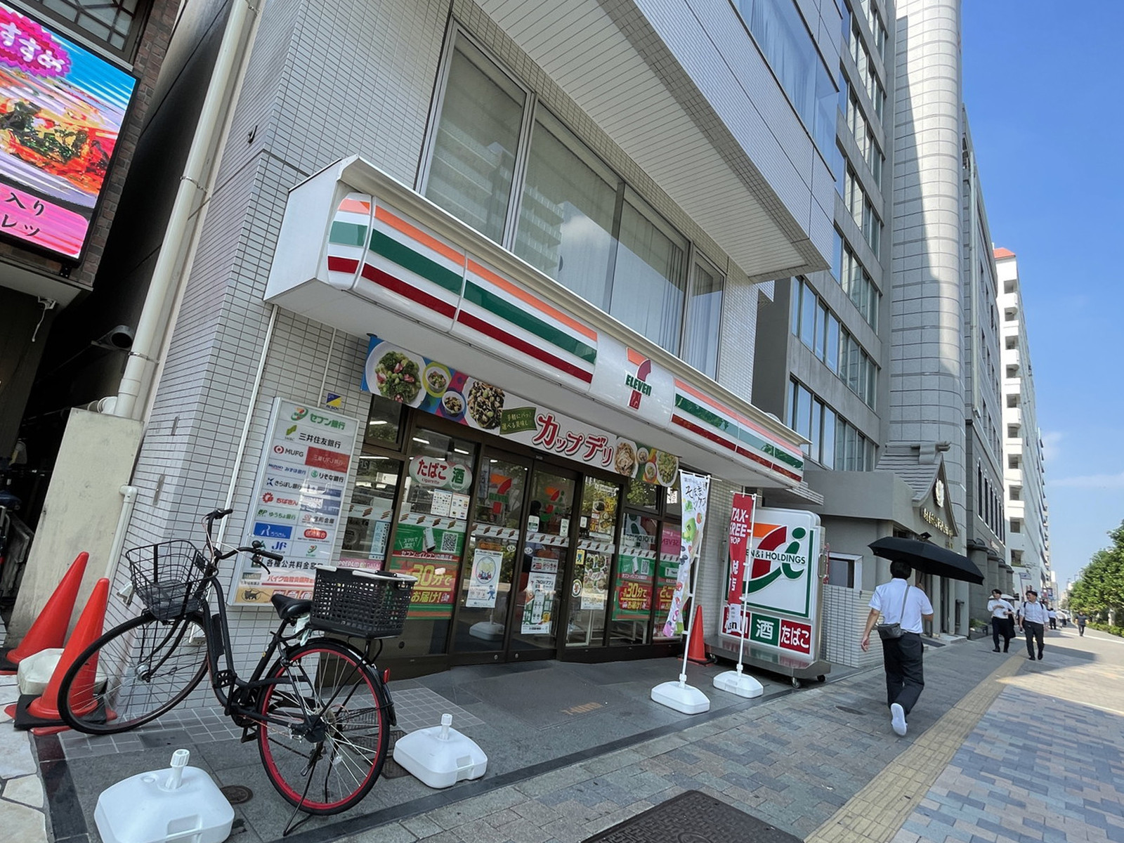 徒歩1分のセブンイレブン新宿大久保1丁目店