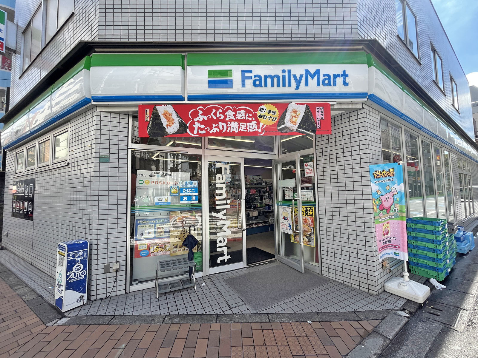 徒歩1分のファミリーマート立教通り店