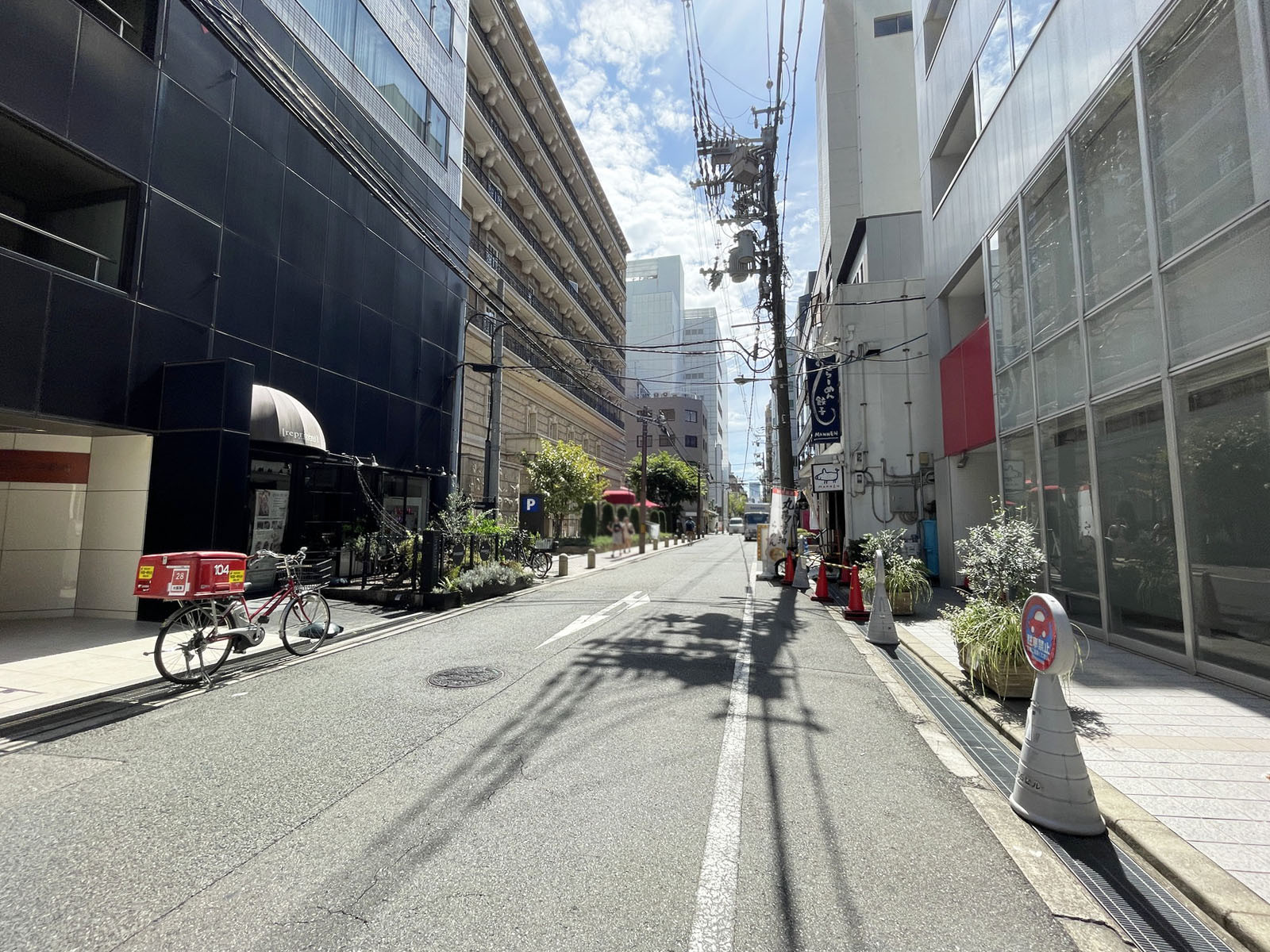 南船場DSビル前面の通り