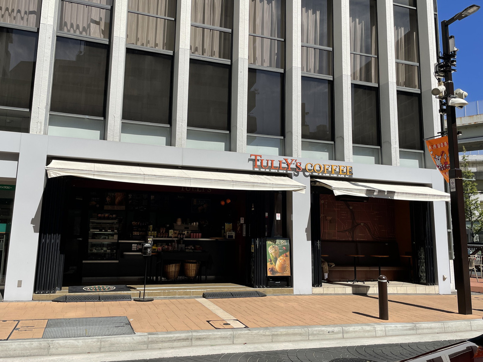 徒歩1分のタリーズコーヒー麻布十番駅前店