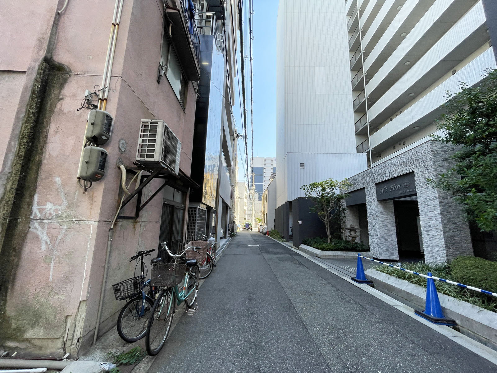 N's First前面の通り