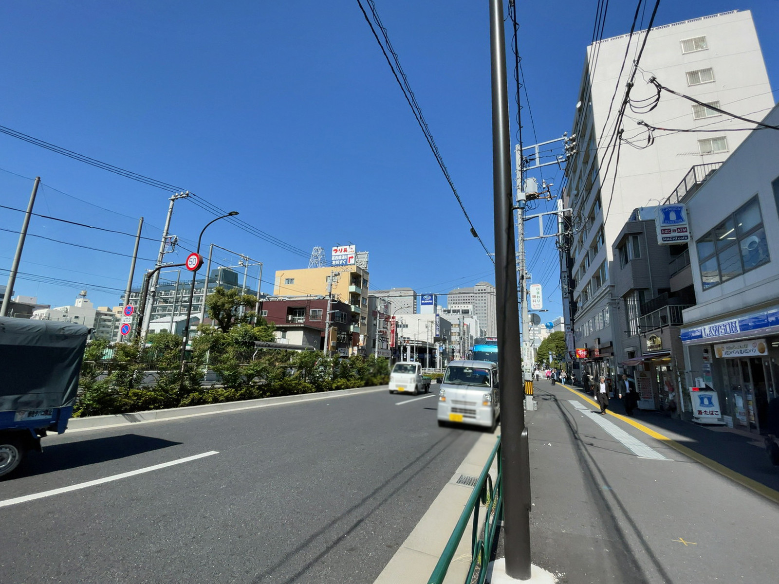 東陽町SHビル前面の通り