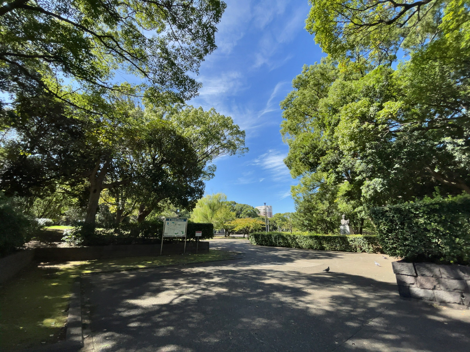 付近のみなと公園