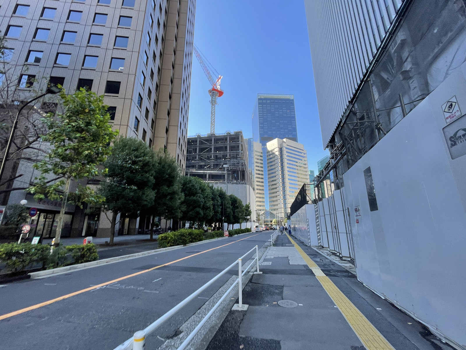 虎ノ門YHKビル前面の通り
