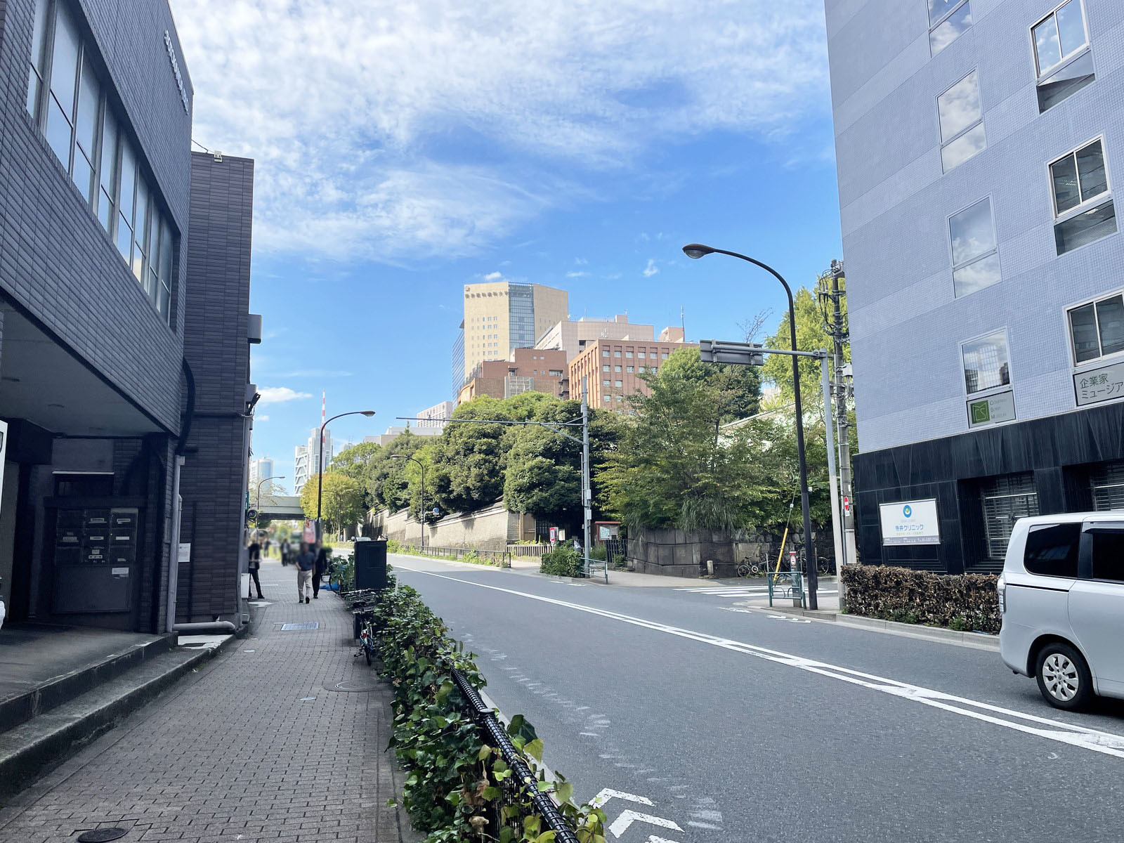 MKビル前面の外堀通り