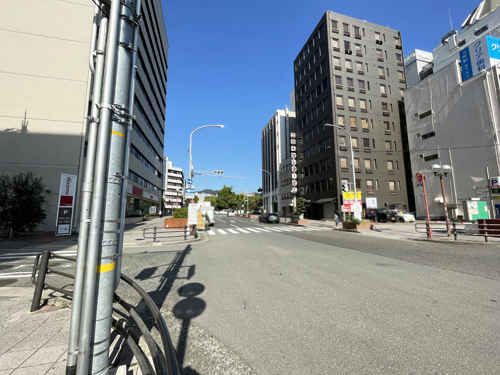 武田ビルディング前面の通り