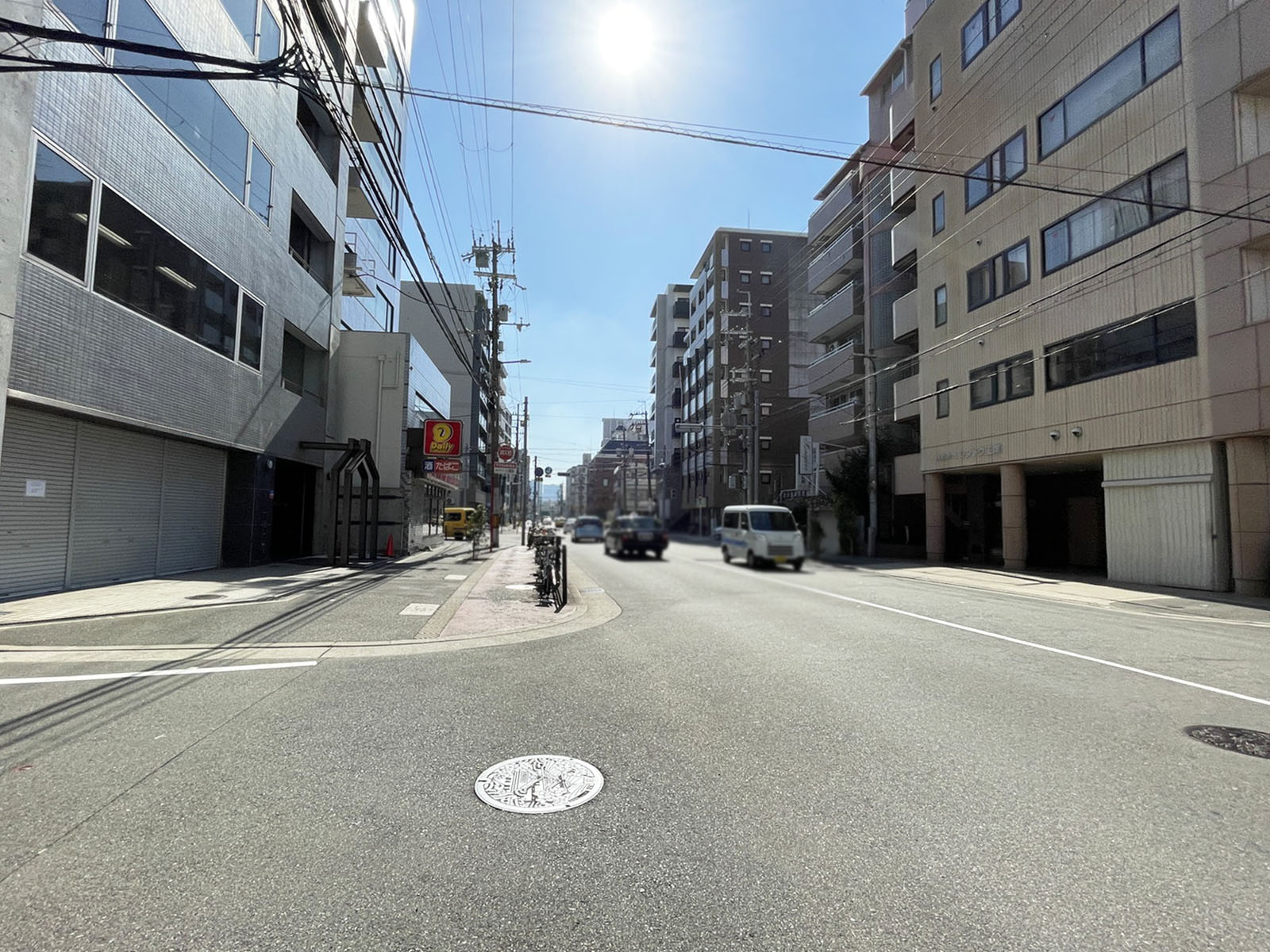 大拓ビル15前面の通り