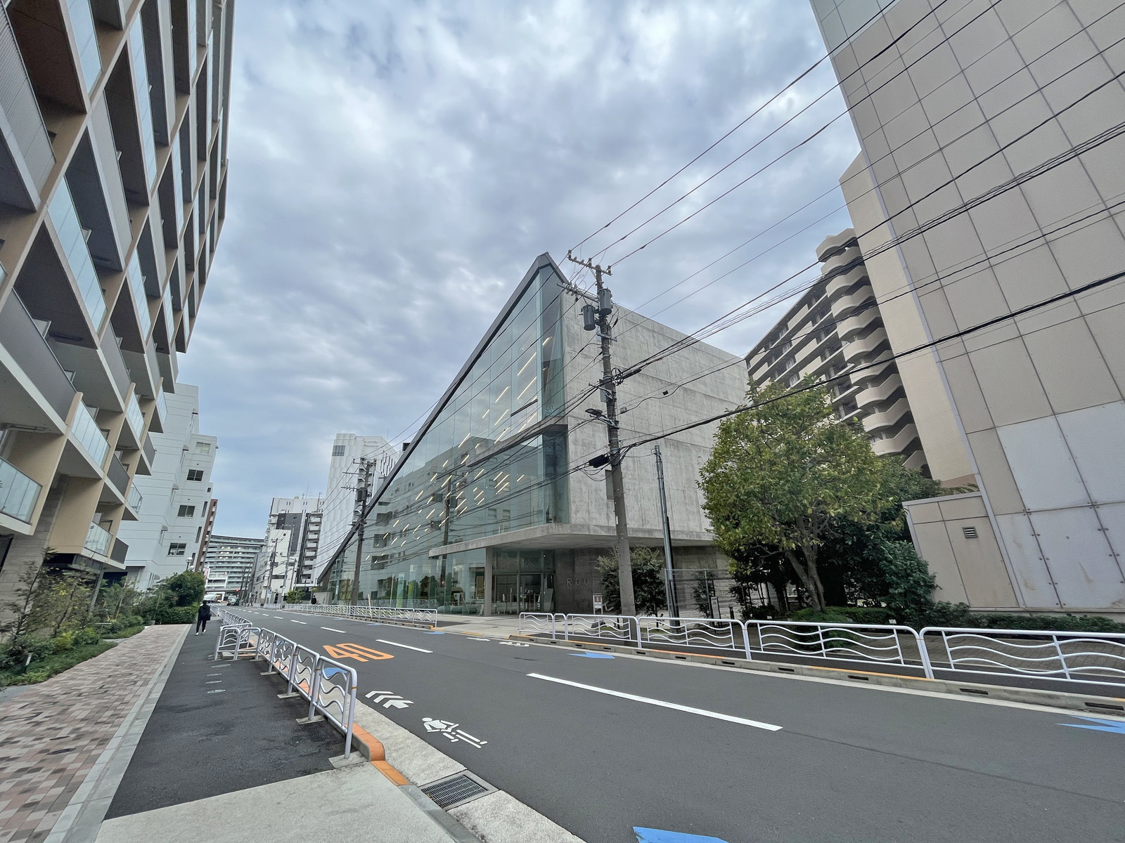 KDX豊洲グランスクエア前面通り