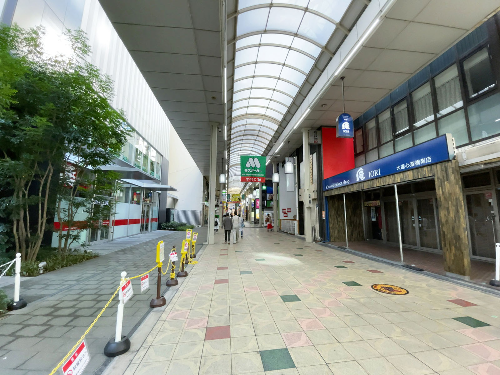 ACN心斎橋博労町ビル前面の通り