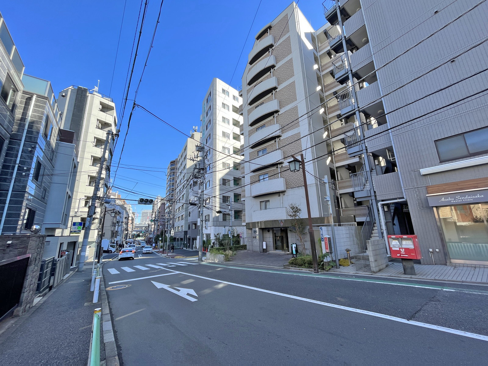 プレール麻布仙台坂前面通りの仙台坂