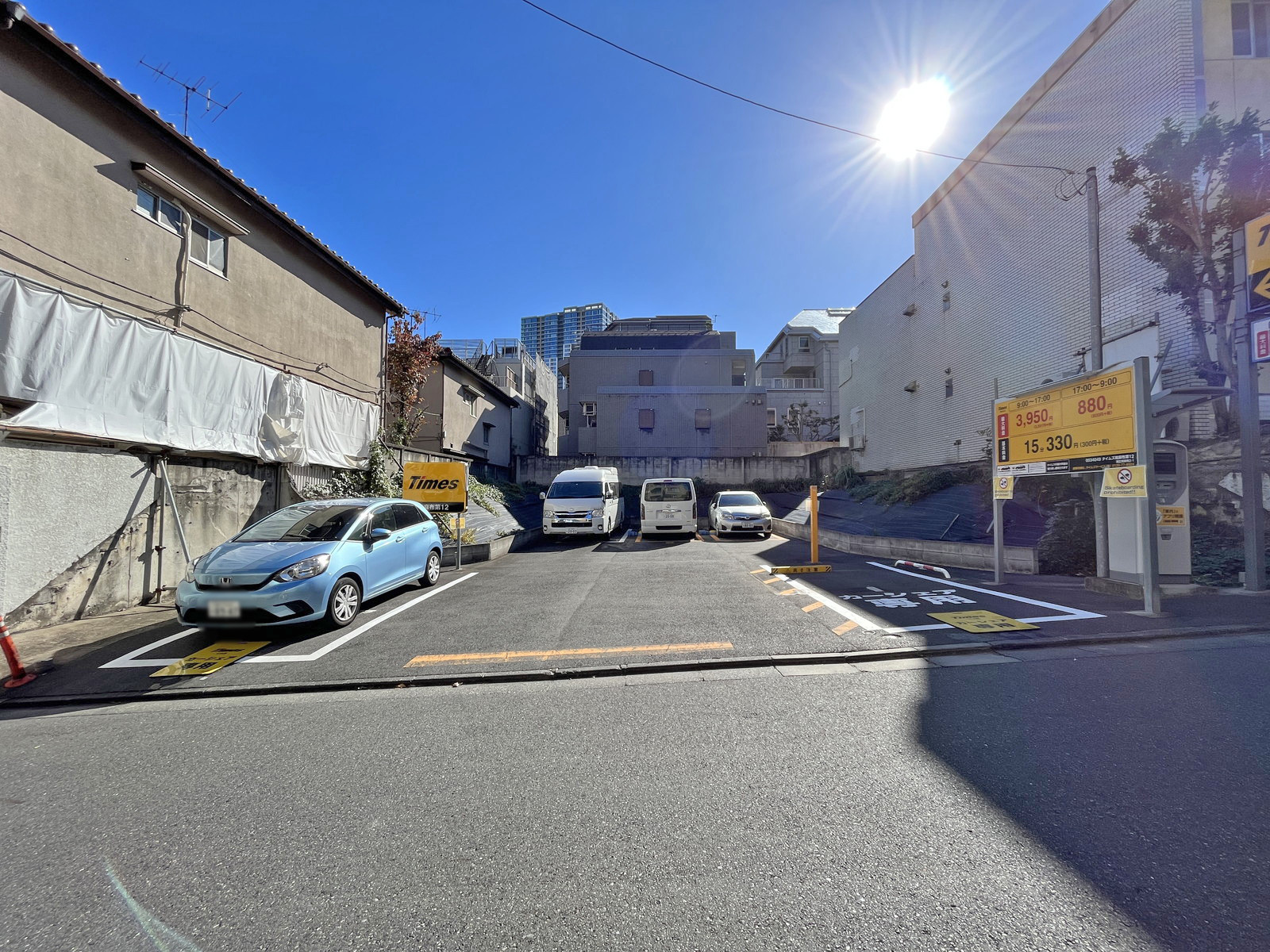 向かいのコインパーキング