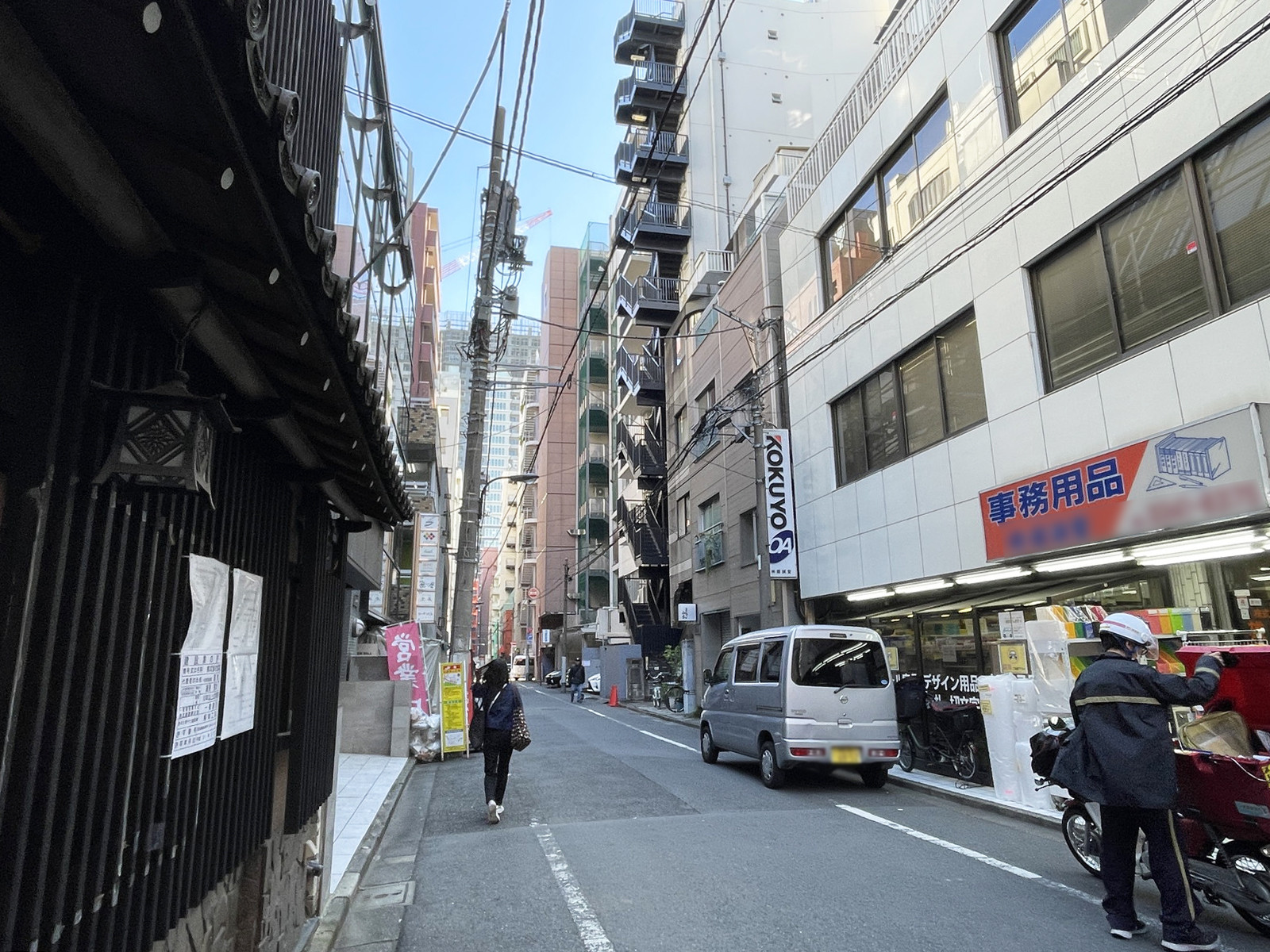 YKB東ビル前面の通り