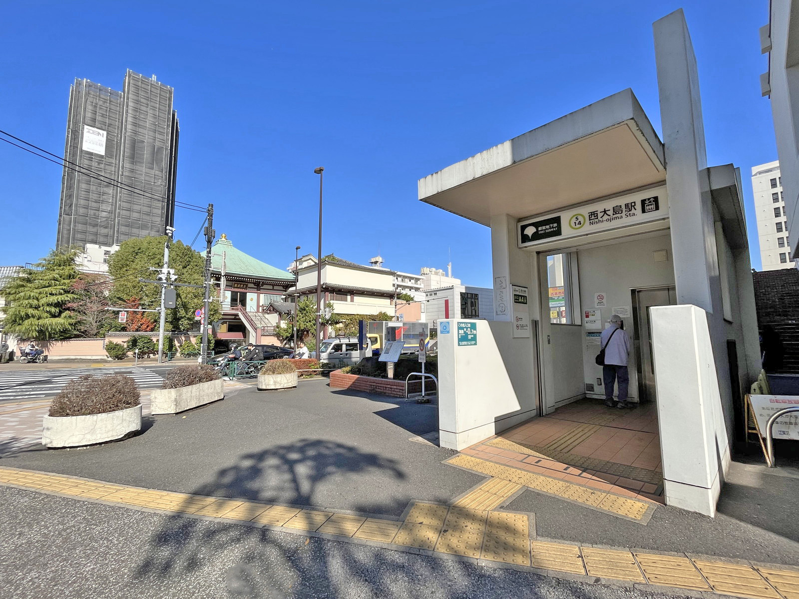 最寄りの「西大島駅」