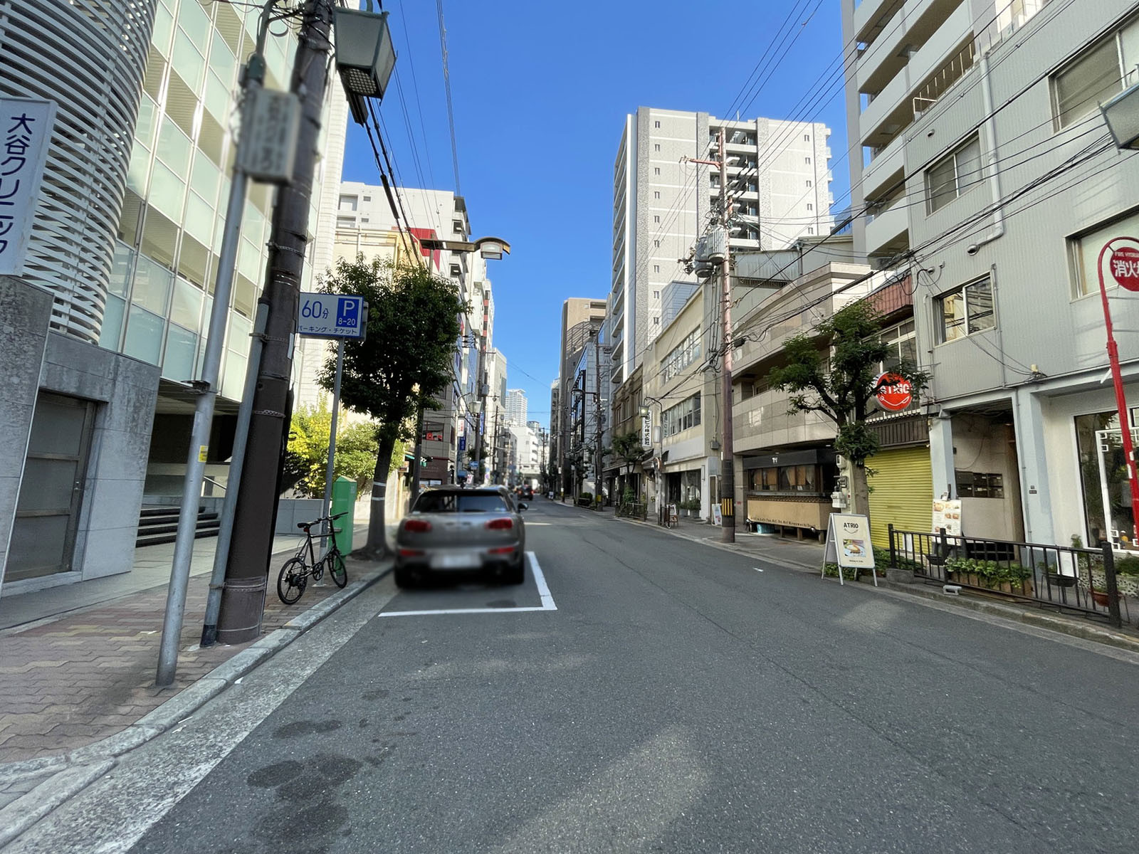 リーガルスクエア京町堀前面の通り