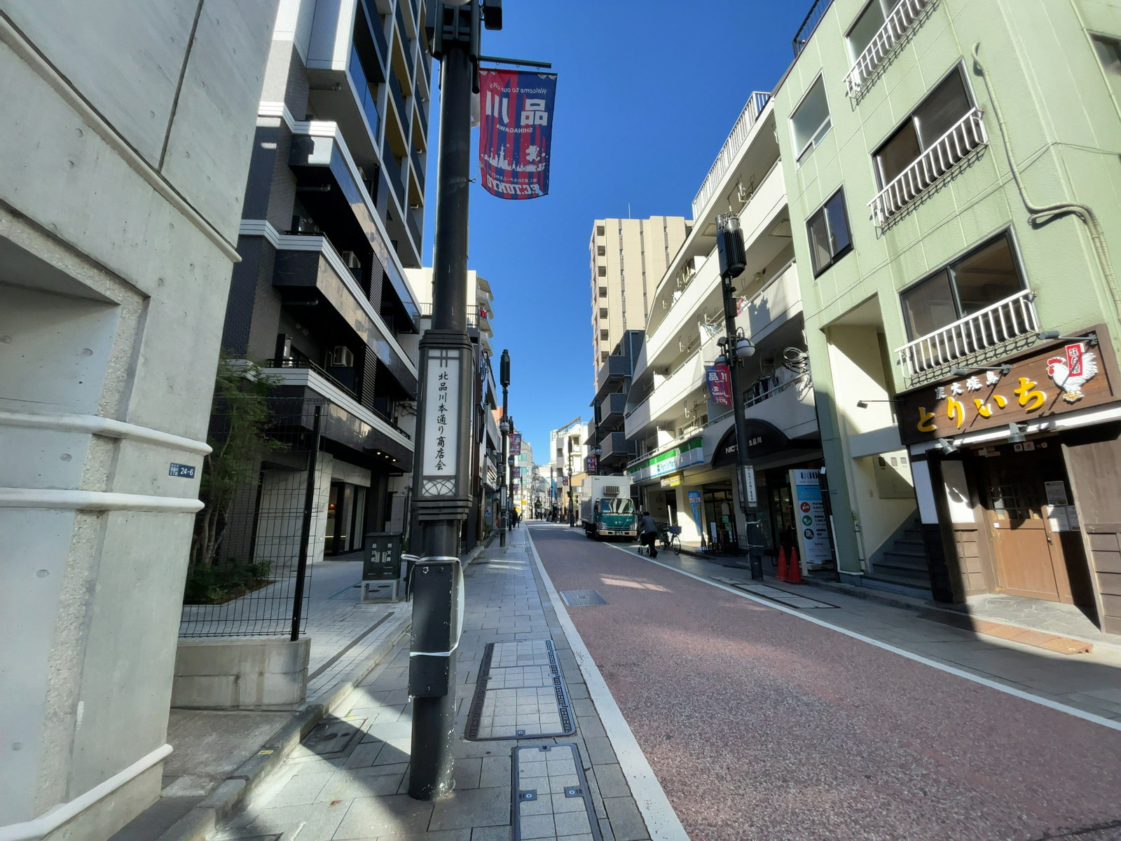 サンブリエ北品川前面の通り