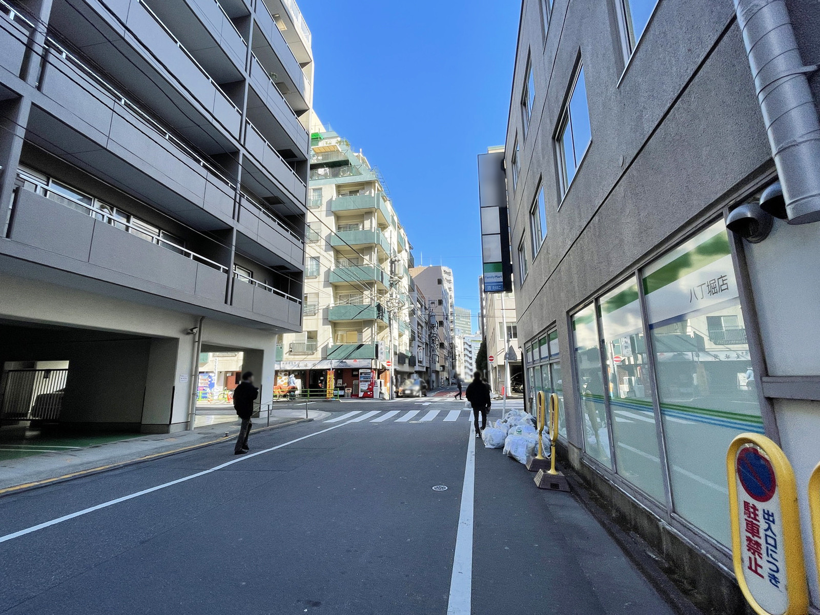 第2SSビル前面の通り