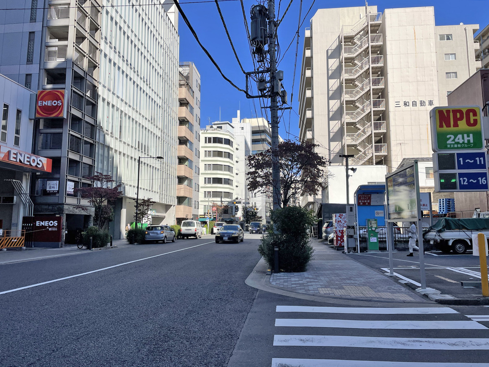 石川ビル前面の通り