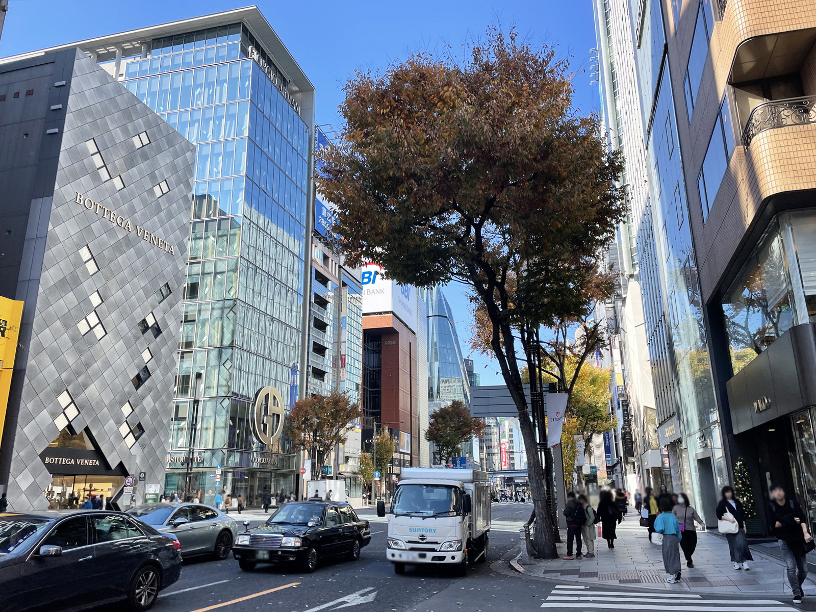 付近の銀座通り