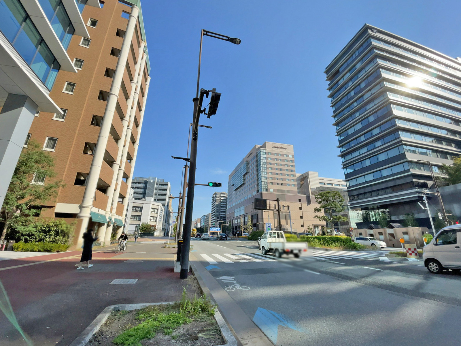 中洲川端駅前面の昭和通り