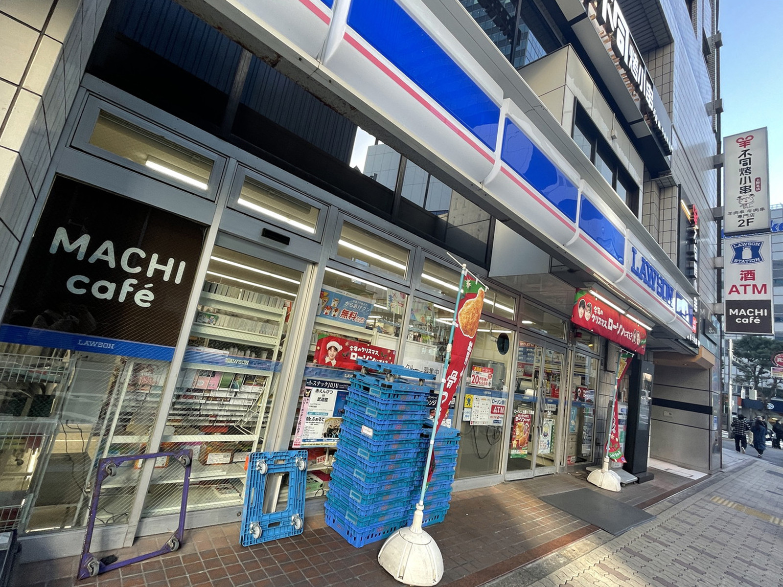 隣のローソン 上野1丁目店