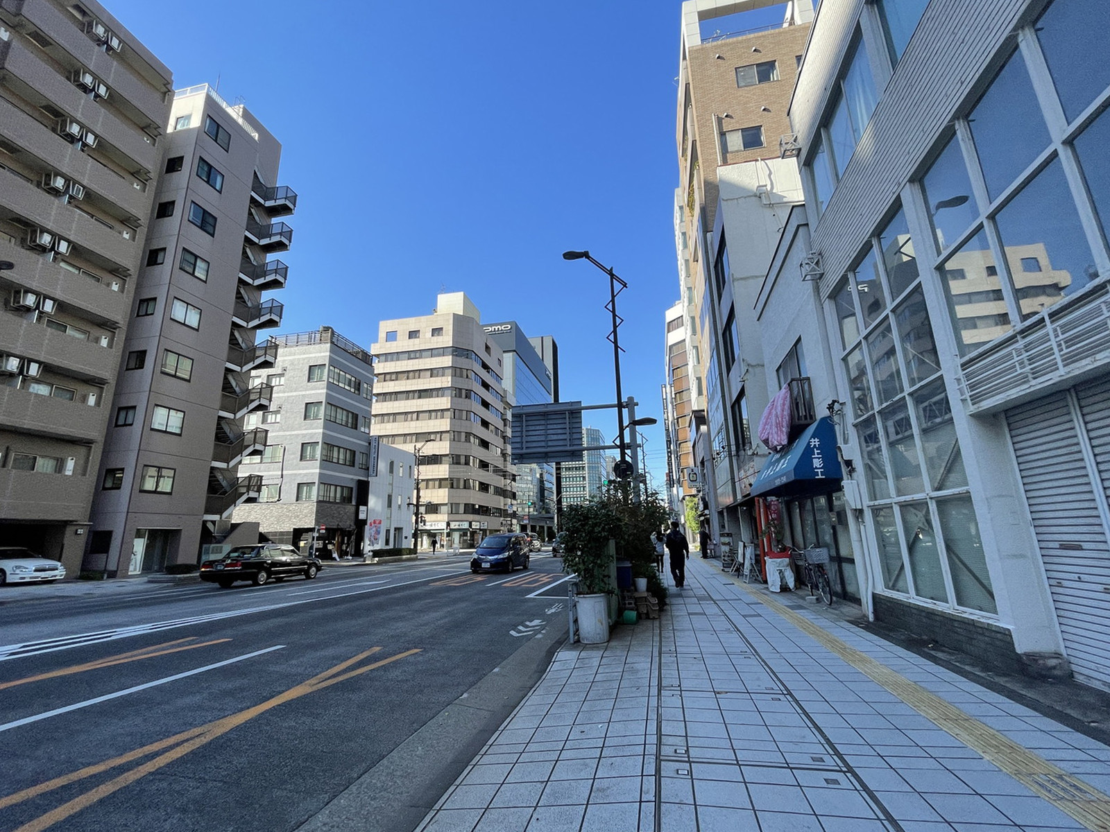CROBIS秋葉原前面の通り