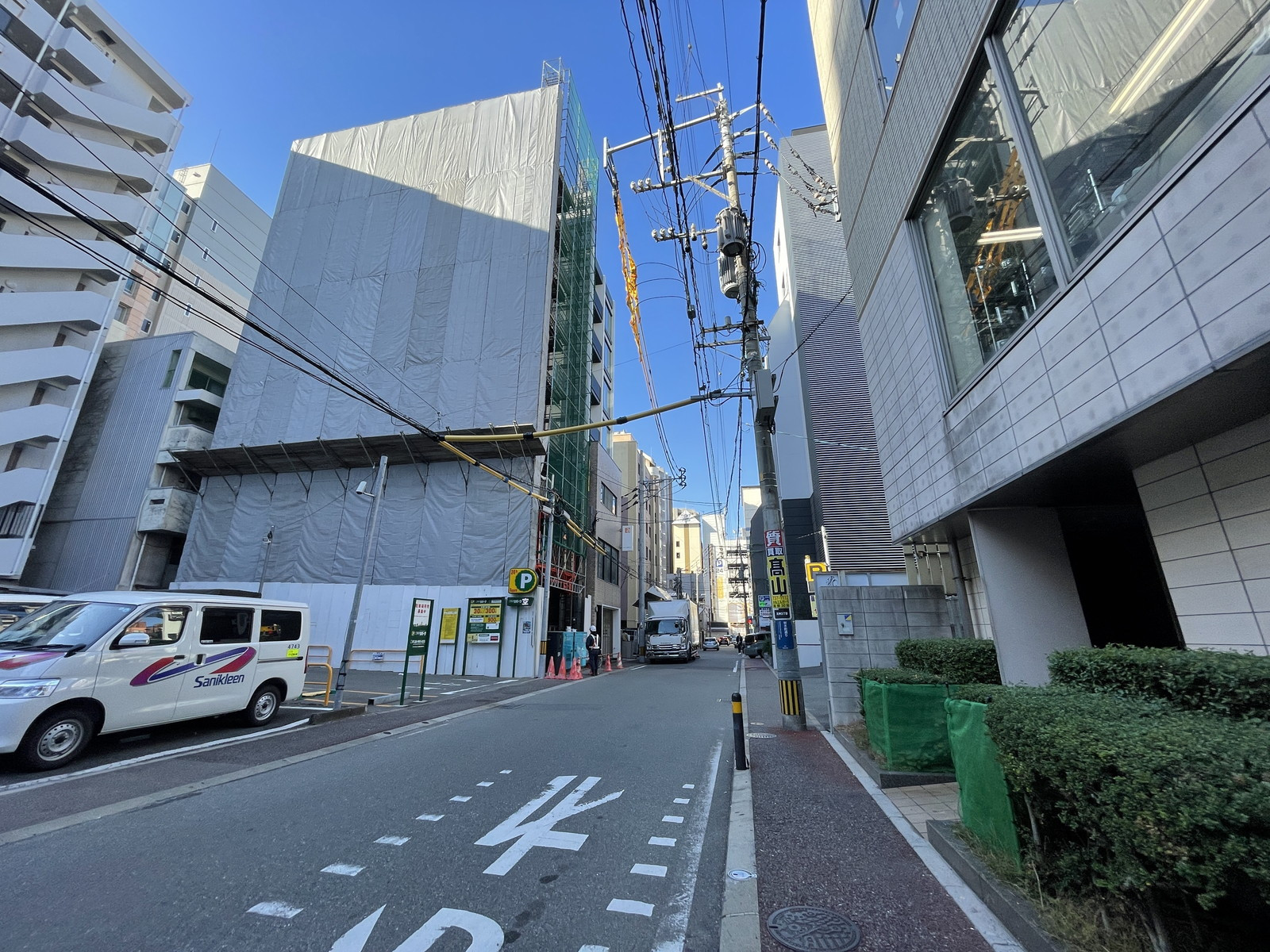 VORT福岡天神前面の通り