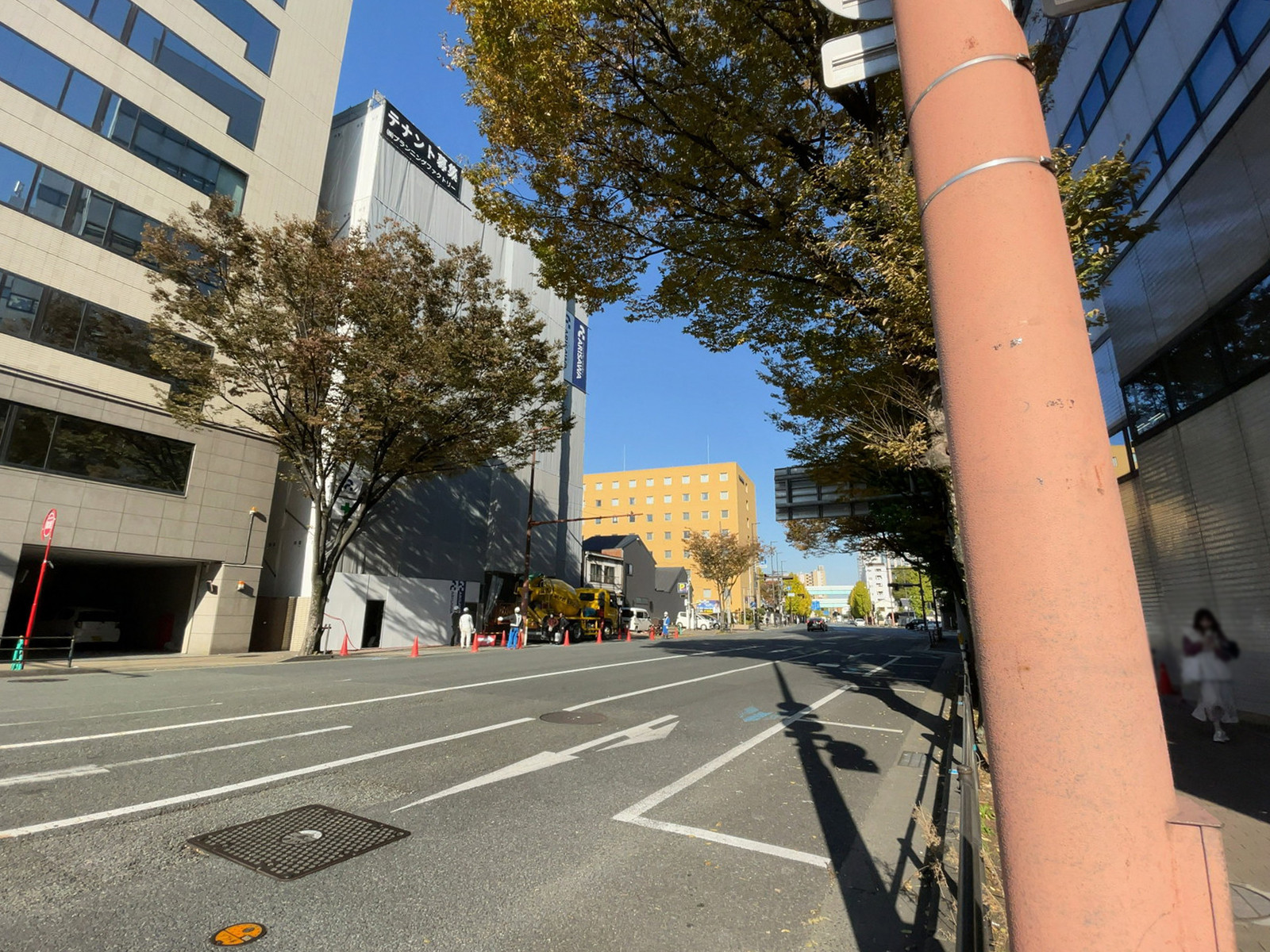 博多セントラルビル前面の通り