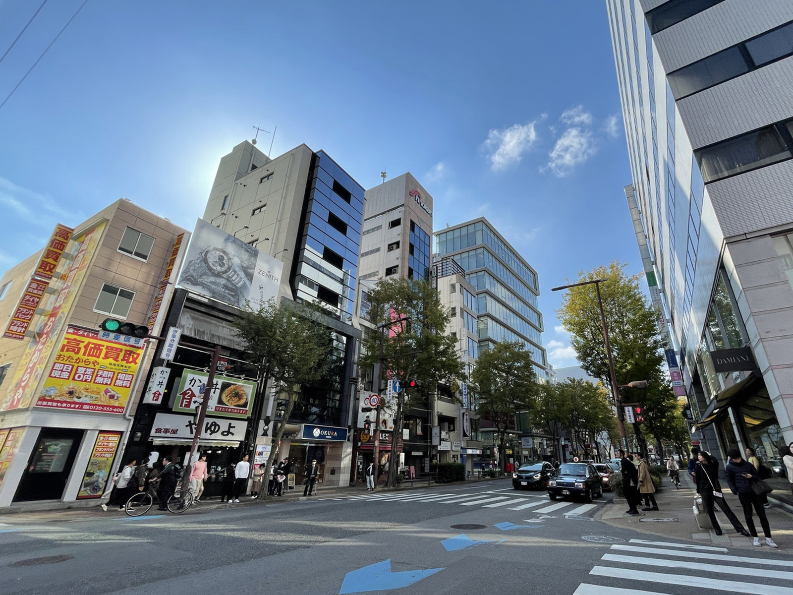 ステージ天神ビル前面の通り