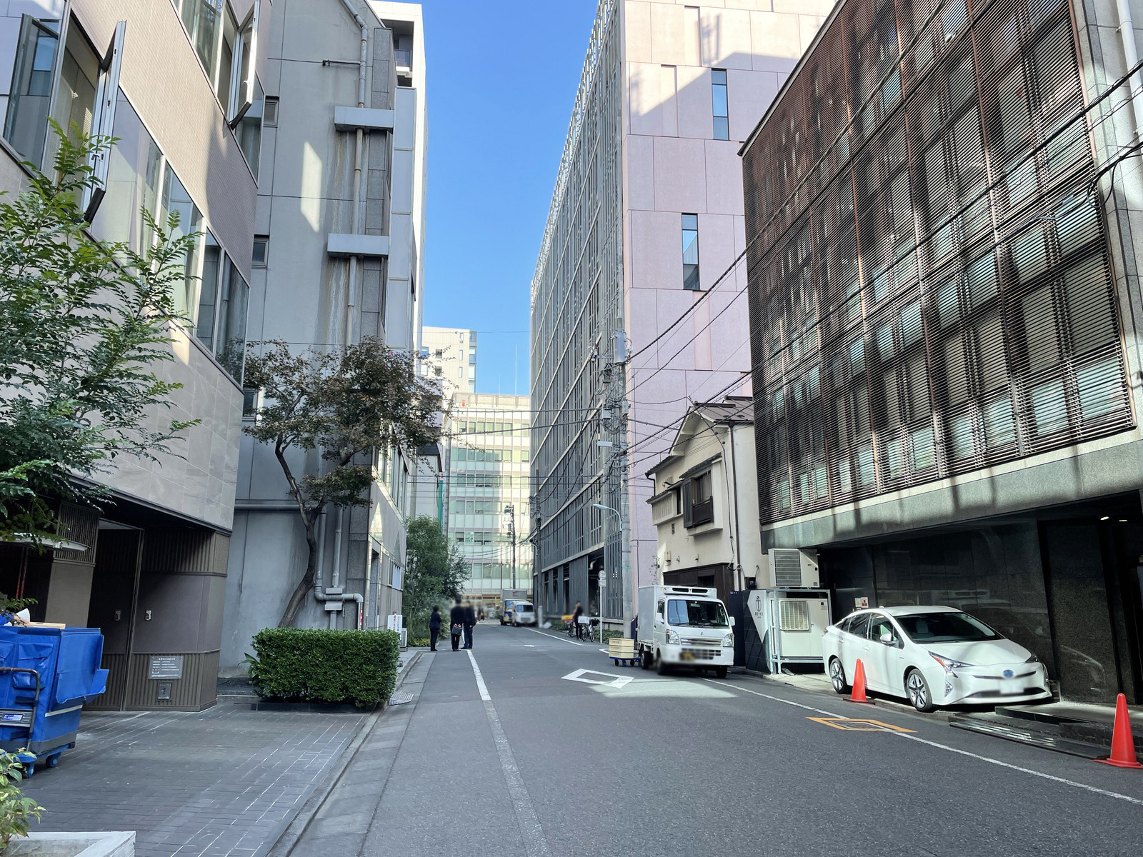 +SHIFT TSUKIJI前面の通り