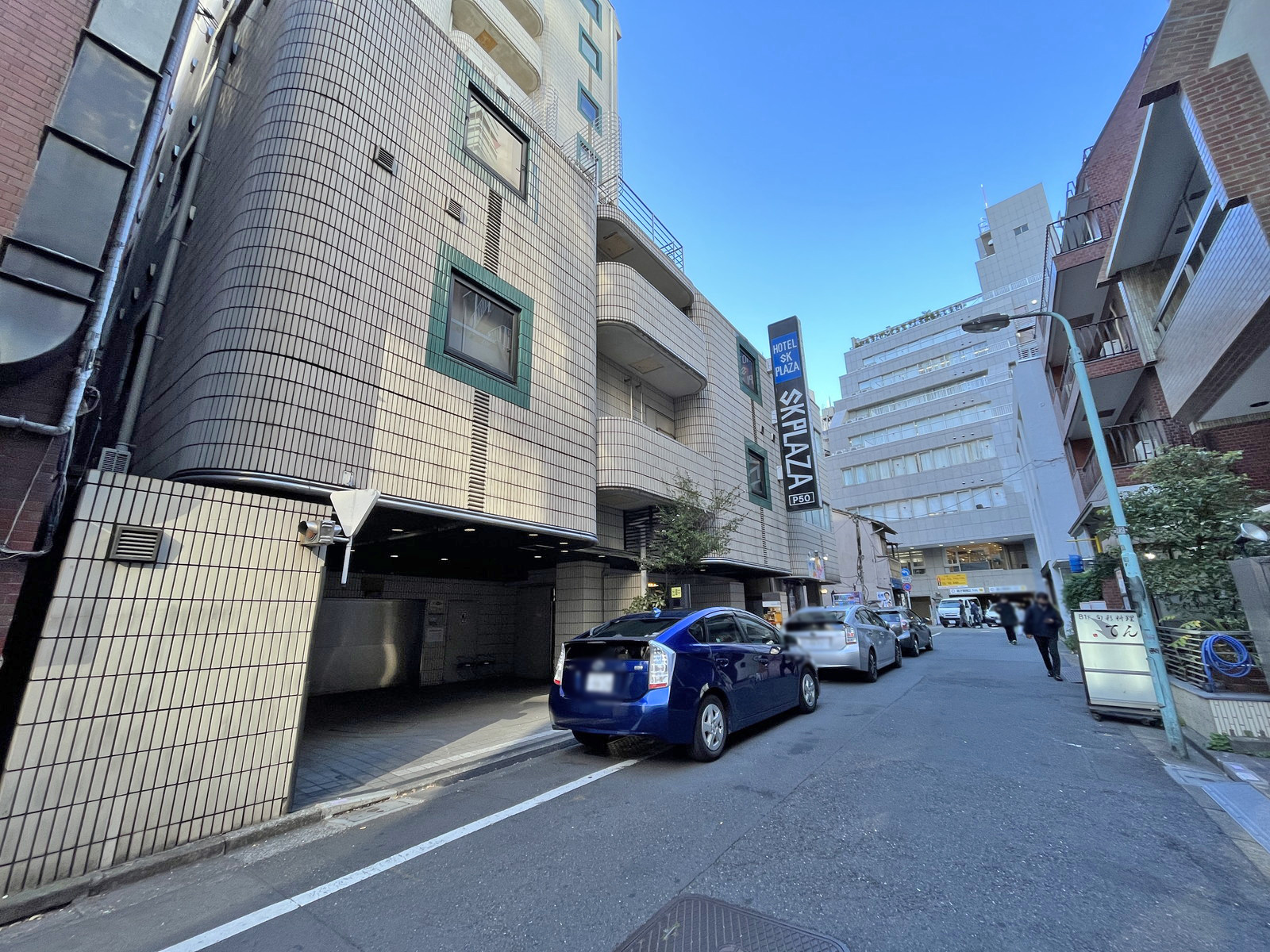 WAVE道玄坂前面通り