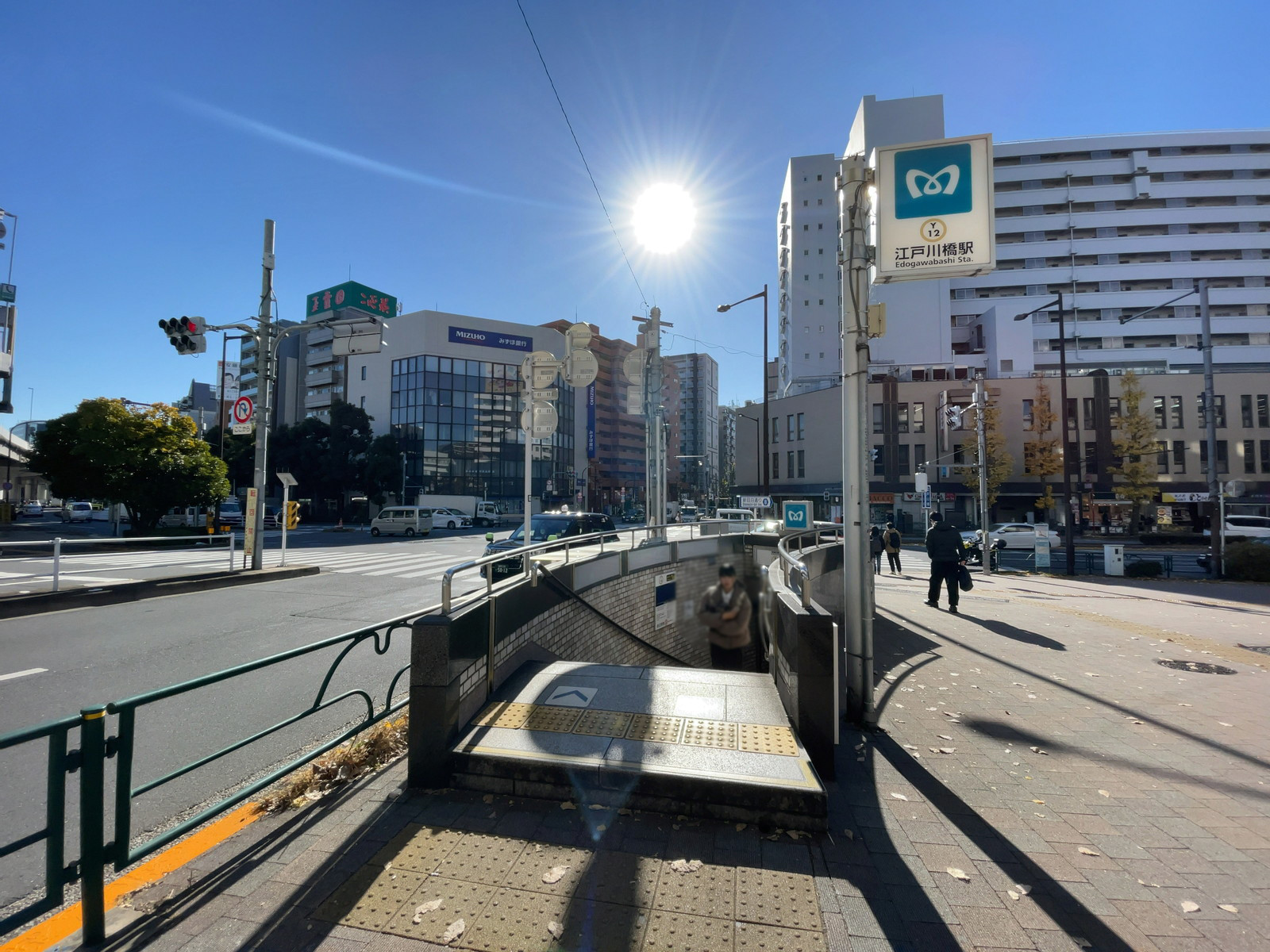 最寄りの「江戸川橋駅」