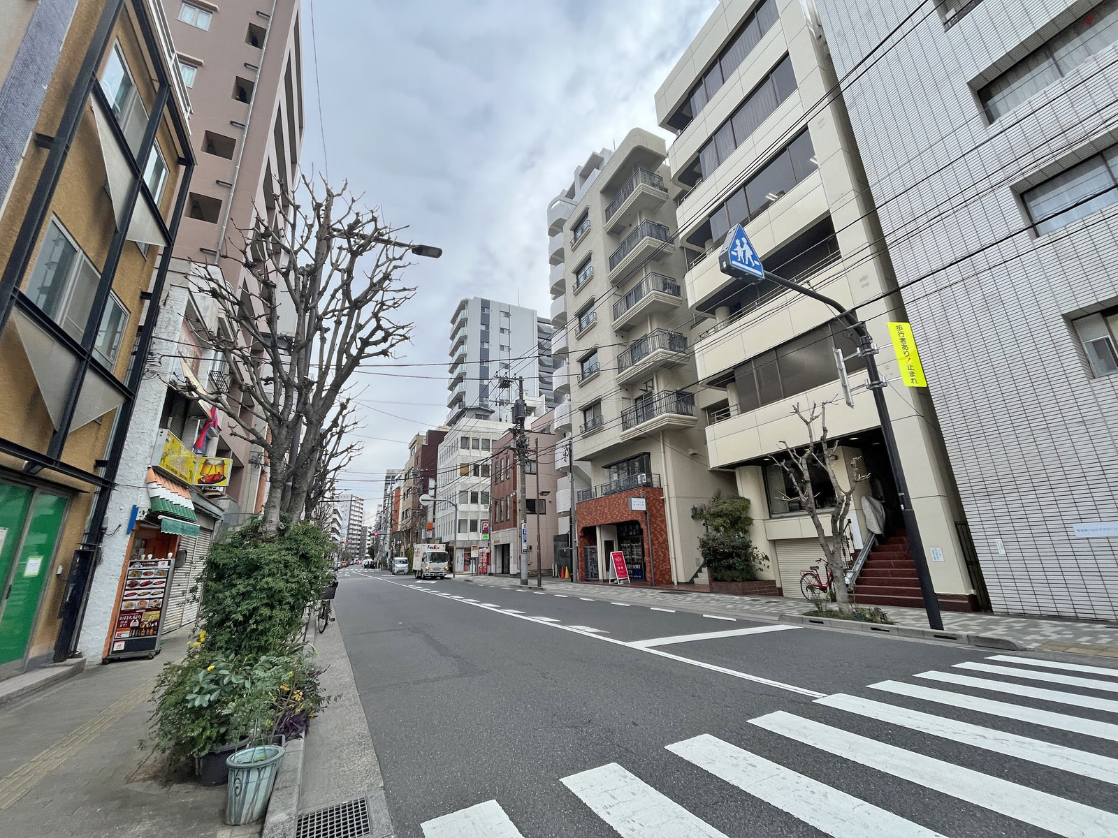 コスモプラザ浅草橋前面通り